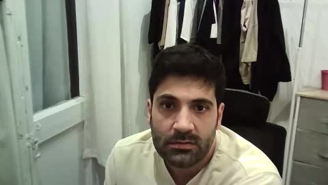 italianboybcn online show from 12.19.25