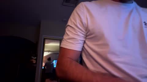 Snapshot of italianmaskedwhore chatting on 02.06.25 RIZZO online show from 02.06.25