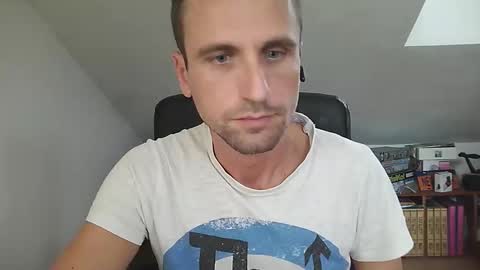 italiano116116 online show from 10.14.25