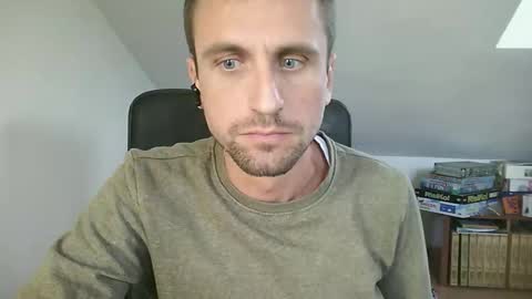 italiano116116 online show from 10.25.25