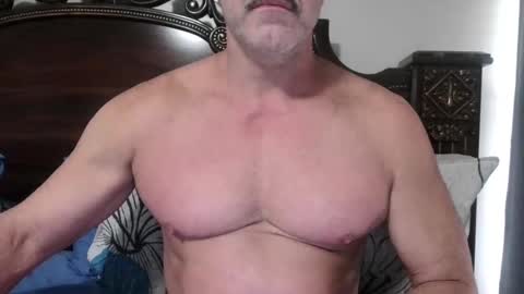 Hot Italian online show from 10.16.25