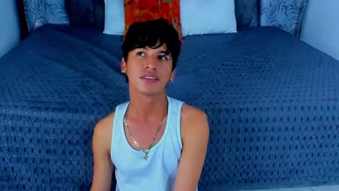 Snapshot of ithan_kingtwin chatting on 06.12.26 ithan_kingtwin online show from 06.12.26