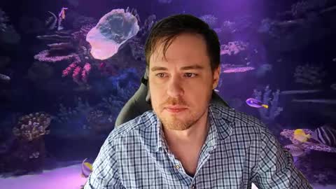 Snapshot of itpain chatting on 10.05.25 pain online show from 10.05.25