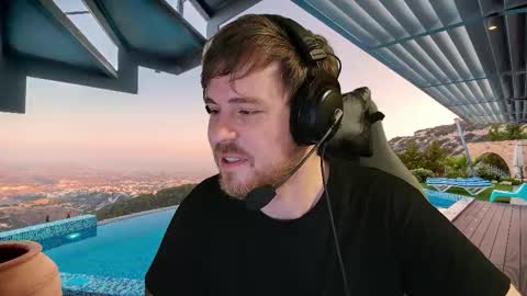 Snapshot of itpain chatting on 11.07.25 pain online show from 11.07.25