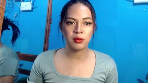 Snapshot of its_asiandave chatting on 01.05.25 DAVE online show from 01.05.25