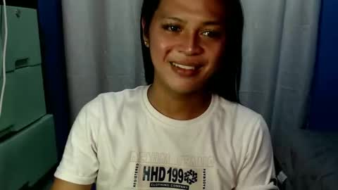 Snapshot of its_asiandave chatting on 03.04.25 DAVE online show from 03.04.25