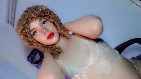 EZZIE online show from 02.02.25