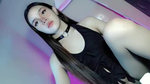 EZZIE online show from 09.28.25