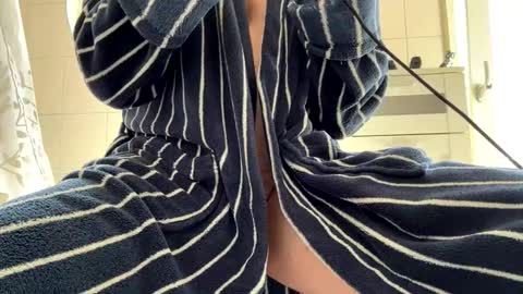 Dutch online show from 04.25.26