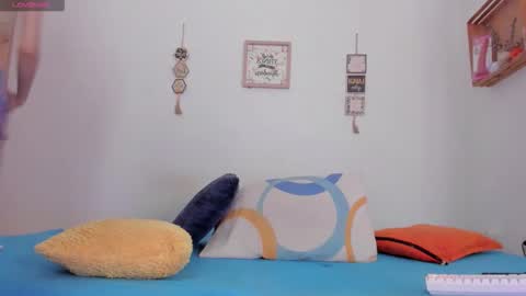 Miley hurtado online show from 12.16.25