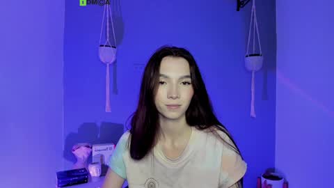 Snapshot of itscamill chatting on 12.08.24 camill online show from 12.08.24