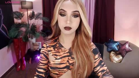 Snapshot of itsmesofiaa69 chatting on 11.04.25 Sofia online show from 11.04.25