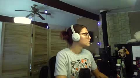 ItsMeSophie X online show from 10.16.25