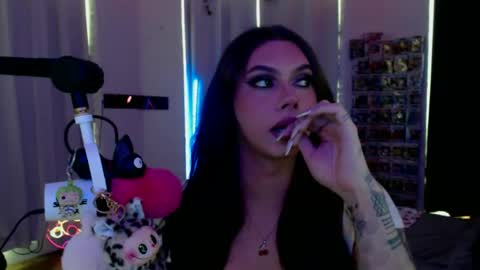 Snapshot of itsnickibabyy chatting on 05.15.26 Nicki Foxx online show from 05.15.26