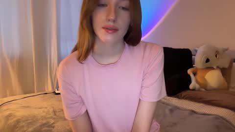 Snapshot of itssheababy chatting on 01.11.26 Shea online show from 01.11.26