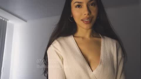 Snapshot of itsssssssme_lana chatting on 01.07.25 itsssssssme_lana online show from 01.07.25