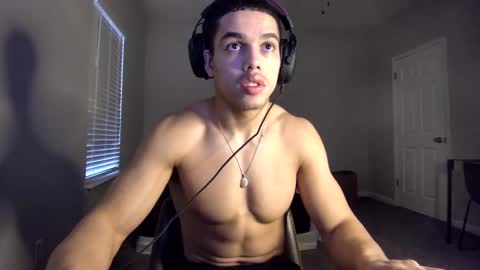 Snapshot of itstarzan chatting on 12.17.24 TARZAN online show from 12.17.24