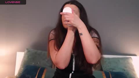 Melissa Khaan online show from 01.06.26