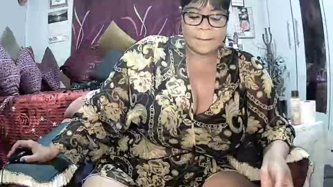 Snapshot of itumeleng74 chatting on 11.02.25 itumeleng74 online show from 11.02.25