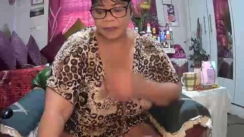 Snapshot of itumeleng74 chatting on 12.16.25 itumeleng74 online show from 12.16.25