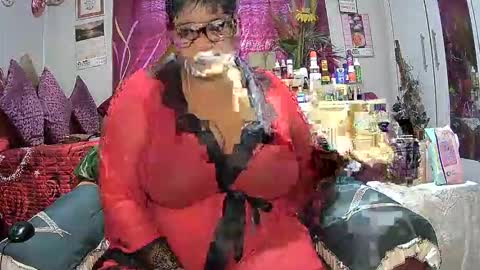 Snapshot of itumeleng74 chatting on 12.17.25 itumeleng74 online show from 12.17.25