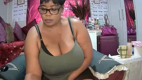 Snapshot of itumeleng74 chatting on 02.14.26 itumeleng74 online show from 02.14.26