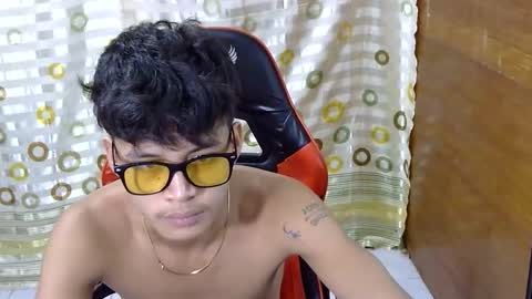 itzme_john online show from 03.11.26