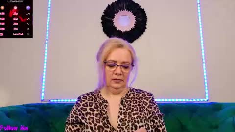 Snapshot of ivanacharm chatting on 07.20.26 ivanacharm online show from 07.20.26