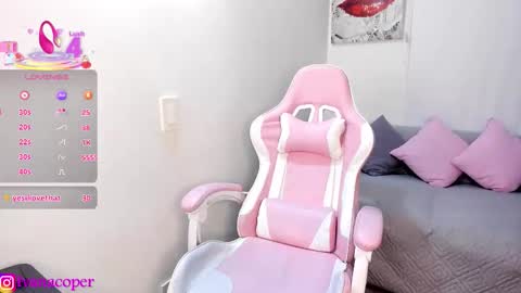 Snapshot of ivanacooper chatting on 10.02.25 ivana online show from 10.02.25