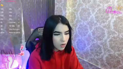 Snapshot of ivanna_tay1 chatting on 06.17.26 ivanna_tay1 online show from 06.17.26