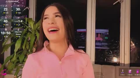 Snapshot of ivanna_west chatting on 10.29.25 Ivanna West online show from 10.29.25