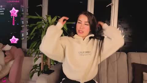 Snapshot of ivanna_west chatting on 11.04.25 Ivanna West online show from 11.04.25