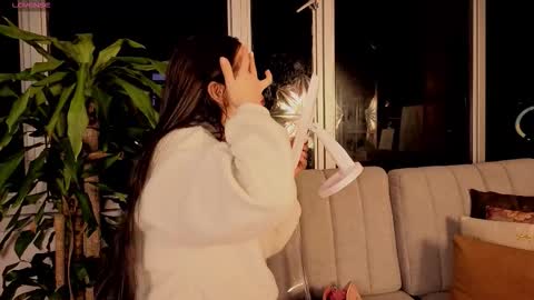 Snapshot of ivanna_west chatting on 11.20.25 Ivanna West online show from 11.20.25