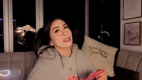 Snapshot of ivanna_west chatting on 11.27.25 Ivanna West online show from 11.27.25