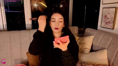 Snapshot of ivanna_west chatting on 12.16.25 Ivanna West online show from 12.16.25