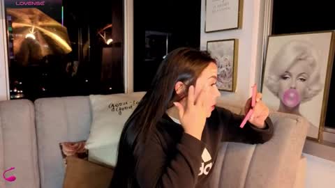 Snapshot of ivanna_west chatting on 01.08.26 Ivanna West online show from 01.08.26