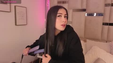 Snapshot of ivanna_west chatting on 01.13.26 Ivanna West online show from 01.13.26