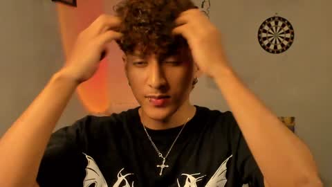 Snapshot of ivano_jones chatting on 01.27.25 Ivano online show from 01.27.25