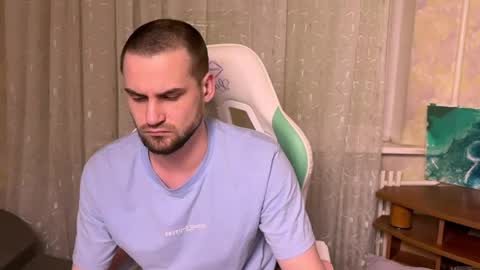 Snapshot of iveran_love1 chatting on 04.29.26 iveran online show from 04.29.26