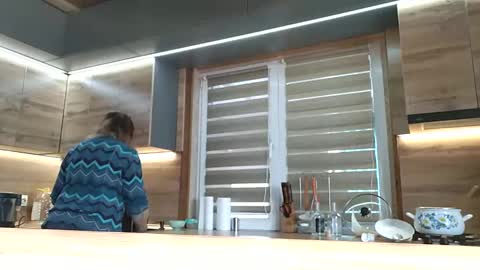 IrennaSplash online show from 02.11.25