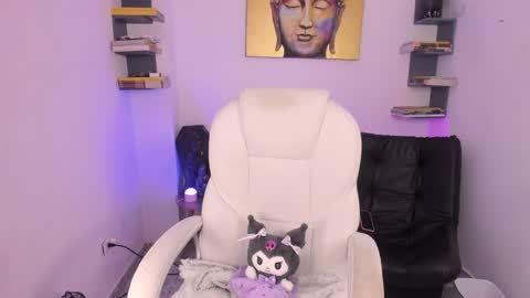 Ivonne  online show from 10.17.25