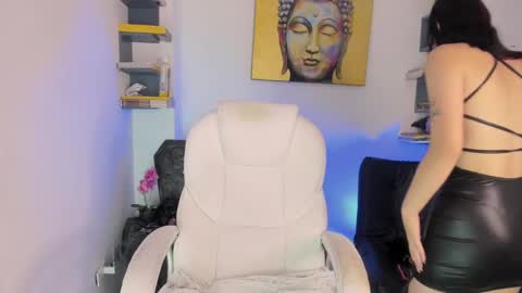 Ivonne  online show from 10.29.25