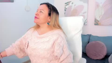 Snapshot of ivonne_4 chatting on 03.04.26 Ivonne online show from 03.04.26