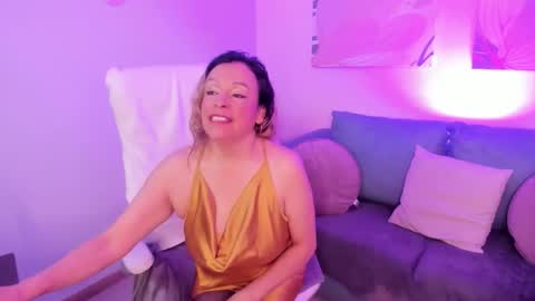 Snapshot of ivonne_4 chatting on 03.29.26 Ivonne online show from 03.29.26