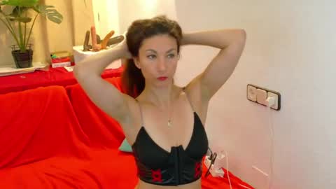 Snapshot of ivonne_hilton chatting on 07.06.26 Ivonne online show from 07.06.26