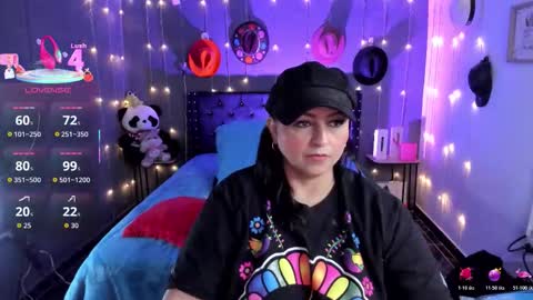 Ivonne online show from 11.30.25