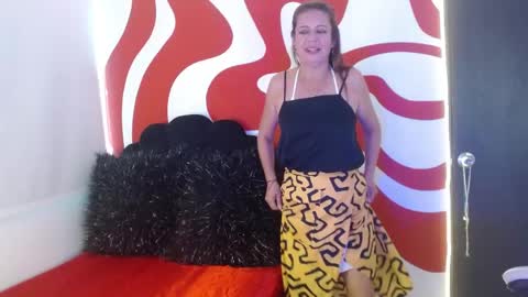 Snapshot of ivory_mistress chatting on 05.27.26 ivory_mistress online show from 05.27.26