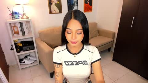 kirstenelsie online show from 02.17.25