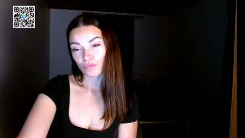 Snapshot of ivorymuse chatting on 06.09.26 Lana online show from 06.09.26