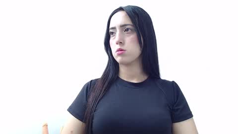 ivorynoir online show from 04.18.26